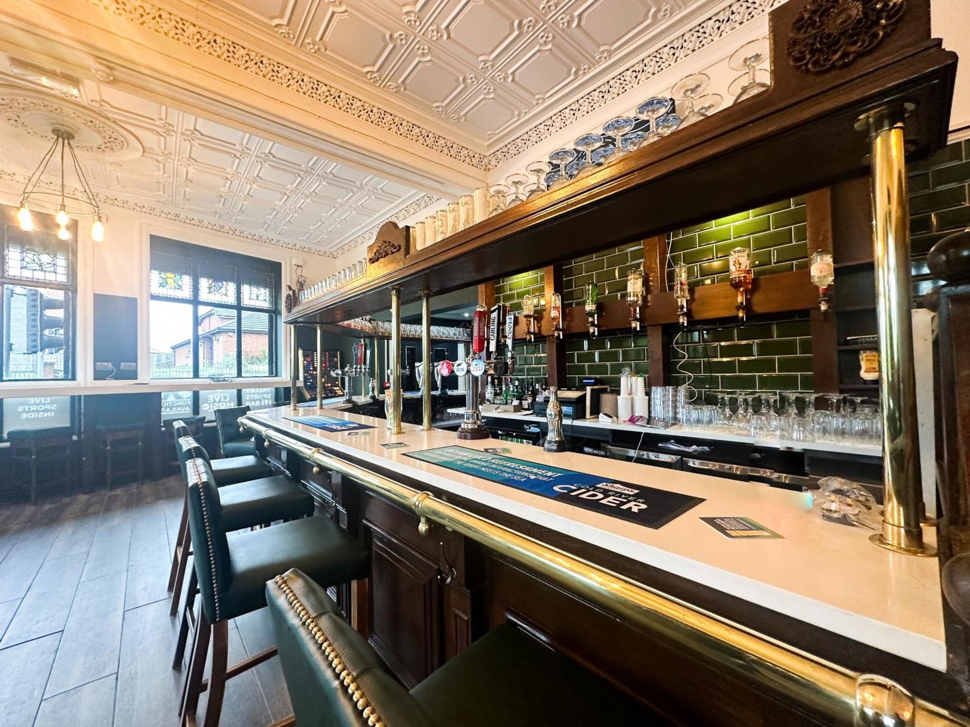 The Valley Inn 利物浦 外观 照片